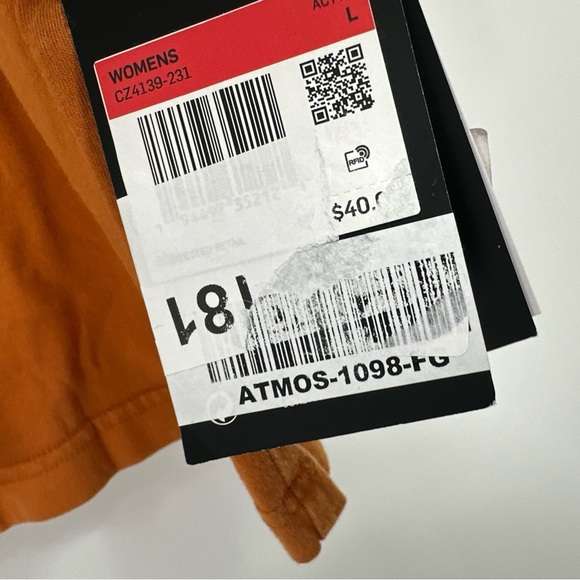 Nike Women’s Size Small Jordan Flight Women's Oversized T-Shirt - Picture 3 of 6